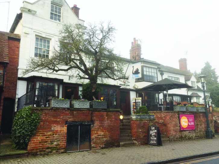 The Dirty Duck is a pub directly opposite the theatre, where you can spot actors after a show