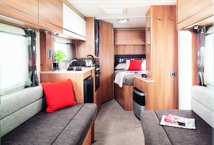 Fancy a permanent rear-corner bed? This 2014 662 might be for you! Shower room is adjacent