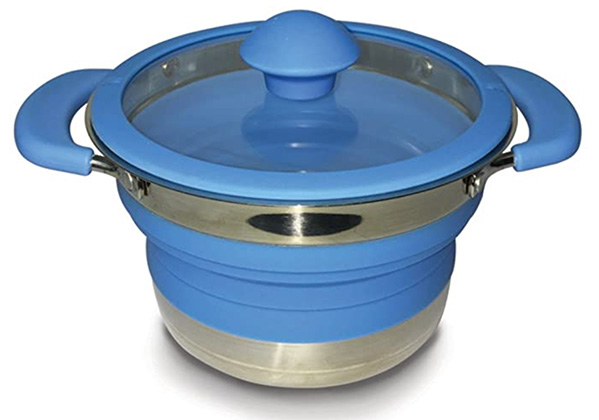 Kampa folding saucepan in blue