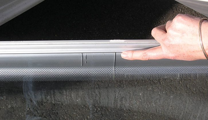 Treat window rubbers with silicone spray, otherwise they can stick when opening and might even cause the window to crack