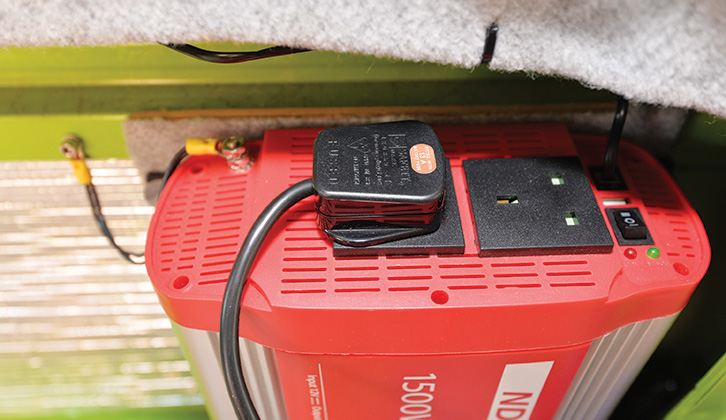 Quality inverters will have an earth stud and sockets that fit closely