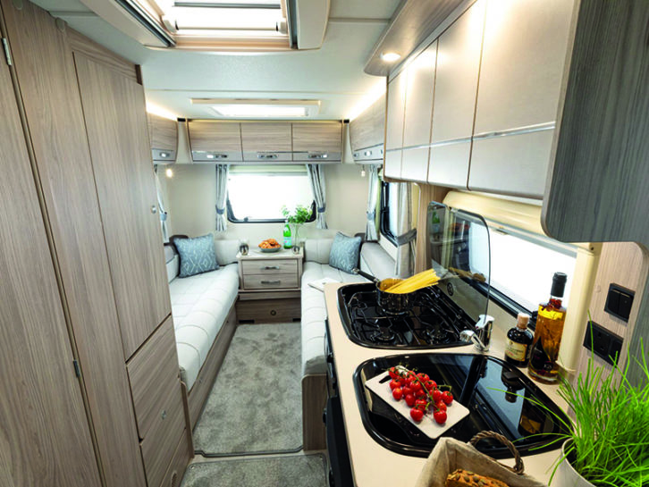 Accordo 120 (previously 140) features a light and airy triple-aspect rear lounge. The model pictured here is from 2021