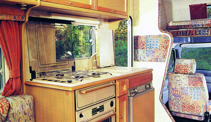 Kitchen in a 1995 Navigator 360RL