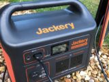 Jackery Explorer 1000 provides a simple, easy-to-use interface