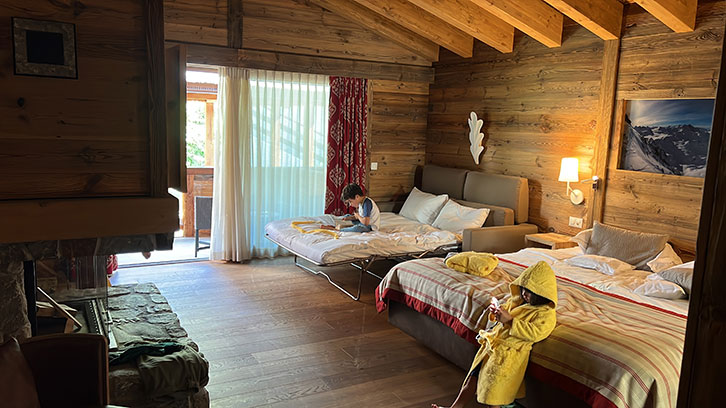 Inside the chalet 