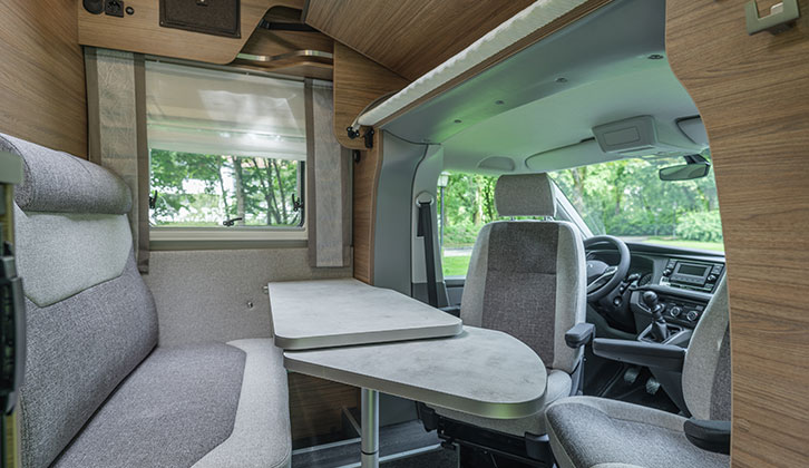 Inside the Knaus Tourer Van 500 MQ Vansation