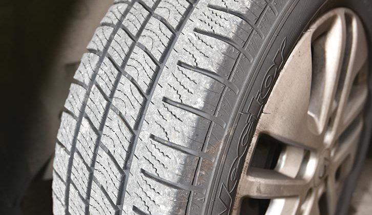 Even tread wear across the tyre width