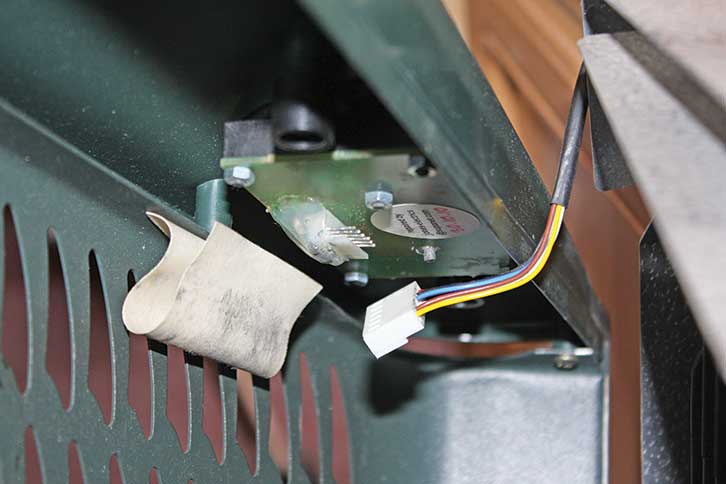 Sliding off multiplug