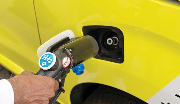 Refilling a hydrogen fuel cell