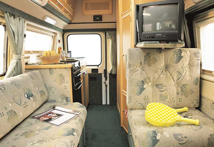 Interior of Auto-Sleeper Symbol