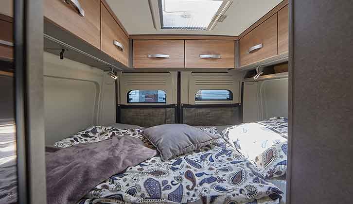 Bed in Globetrail 600 DF