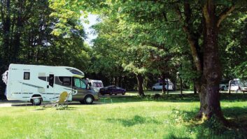 Chausson Welcome pitched up