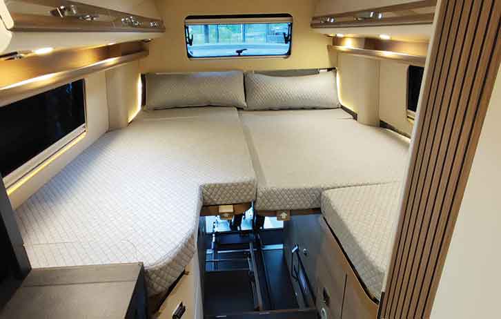 The fixed beds in the Malibu