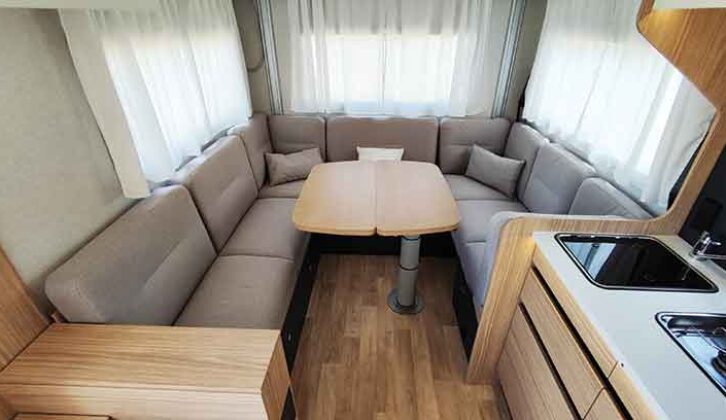 The lounge in the P720U Expression