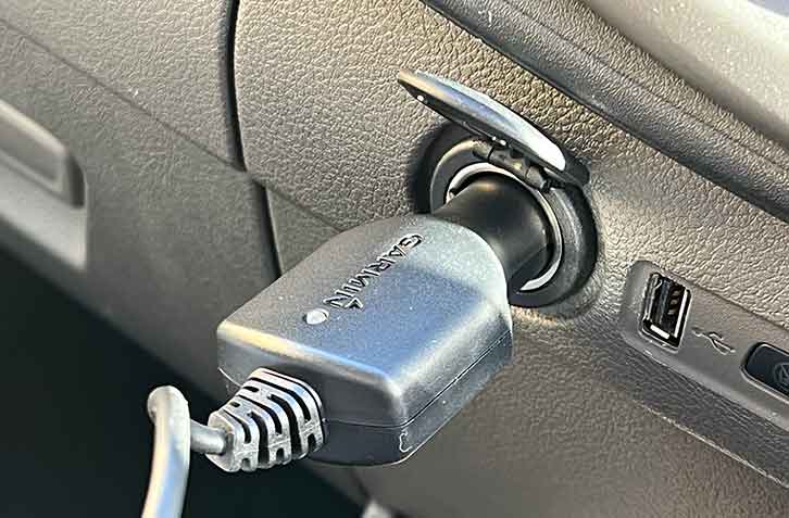 The Garmin power cable