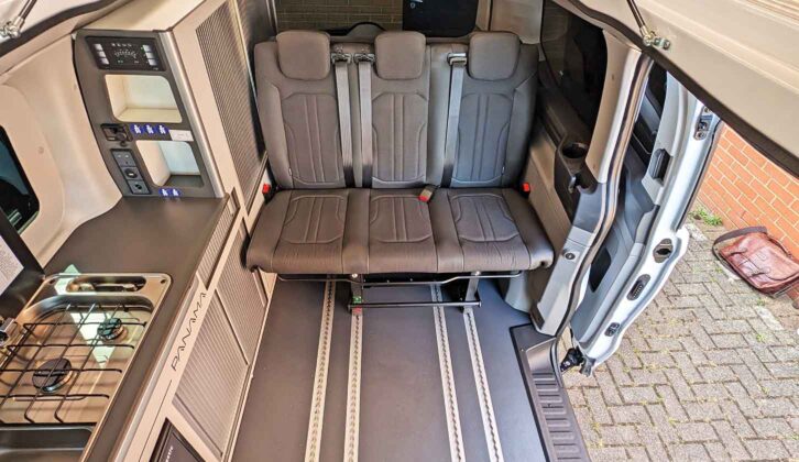The belted travel seats