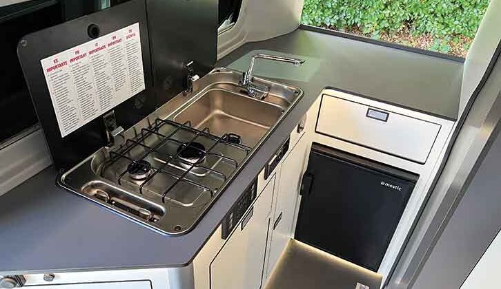 The L-shaped kitchen