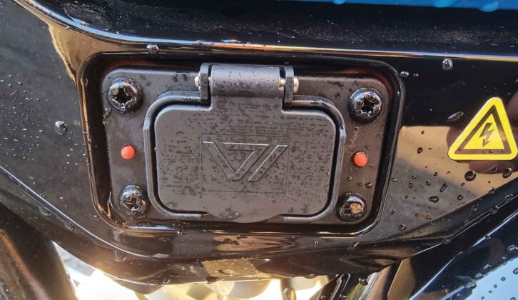 The fixed battery