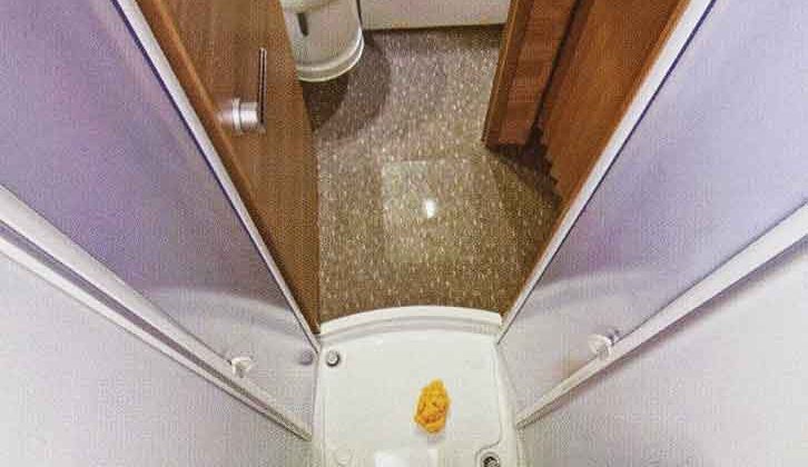 The washroom of the Sonic Supreme