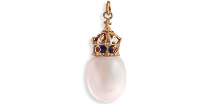 A pearl earring that belonged to Charles I