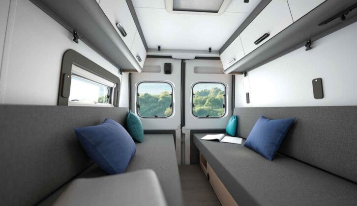 The rear single beds