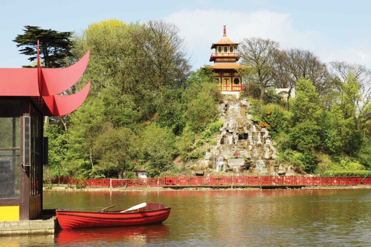 Peasholm Park with its Japanese Pagoda