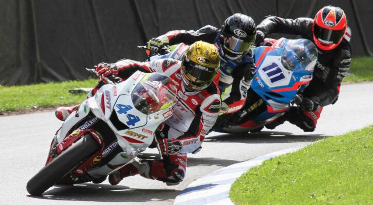 Motorbikes at Oliver's Mount