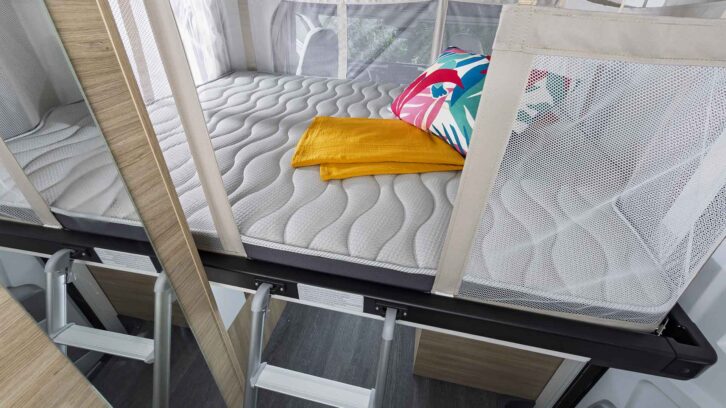 The bed in the Chausson S614