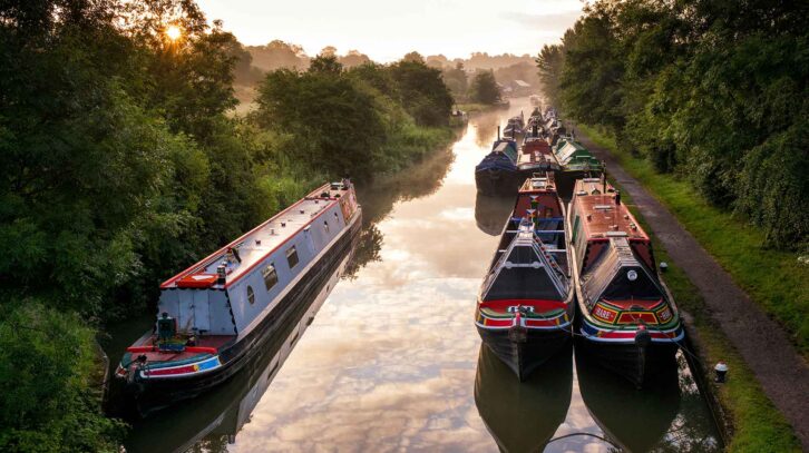 Boats on the Grand Union Canal