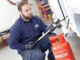 Checking the gas system of a motorhome