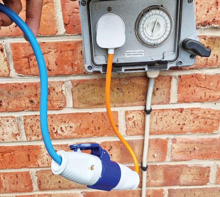 Mains hook-up