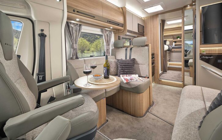 The front lounge in the Autograph 79-4T