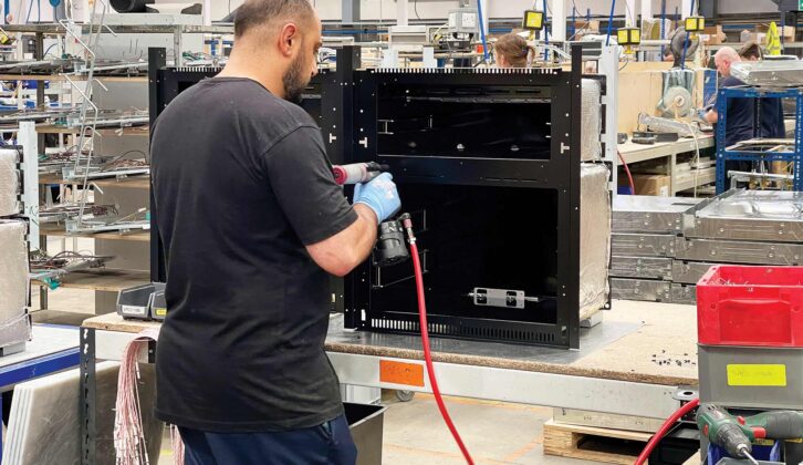 One of Thetford’s expert technicians assembling a cooker