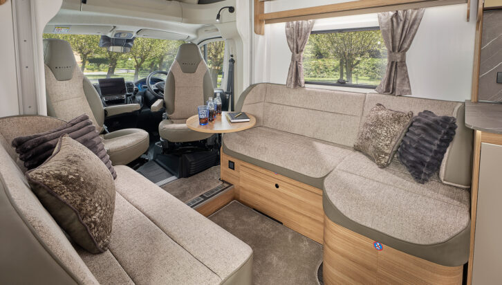 The L-shaped lounge in the 72-2