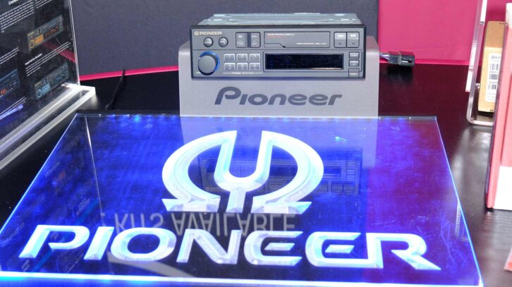 The Pioneer SXT-C10PS retro stereo