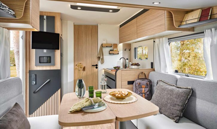 Inside the Pilote Expression G741FC
