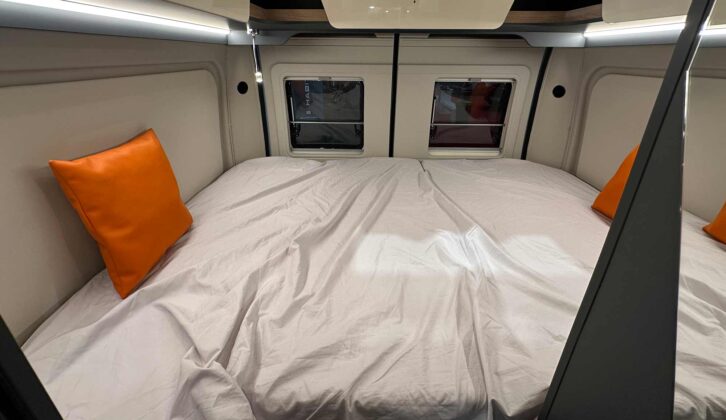The rear bed with an orange "Noto" cushion