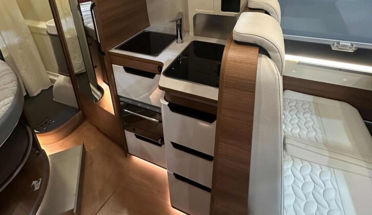 The kitchen in the V62