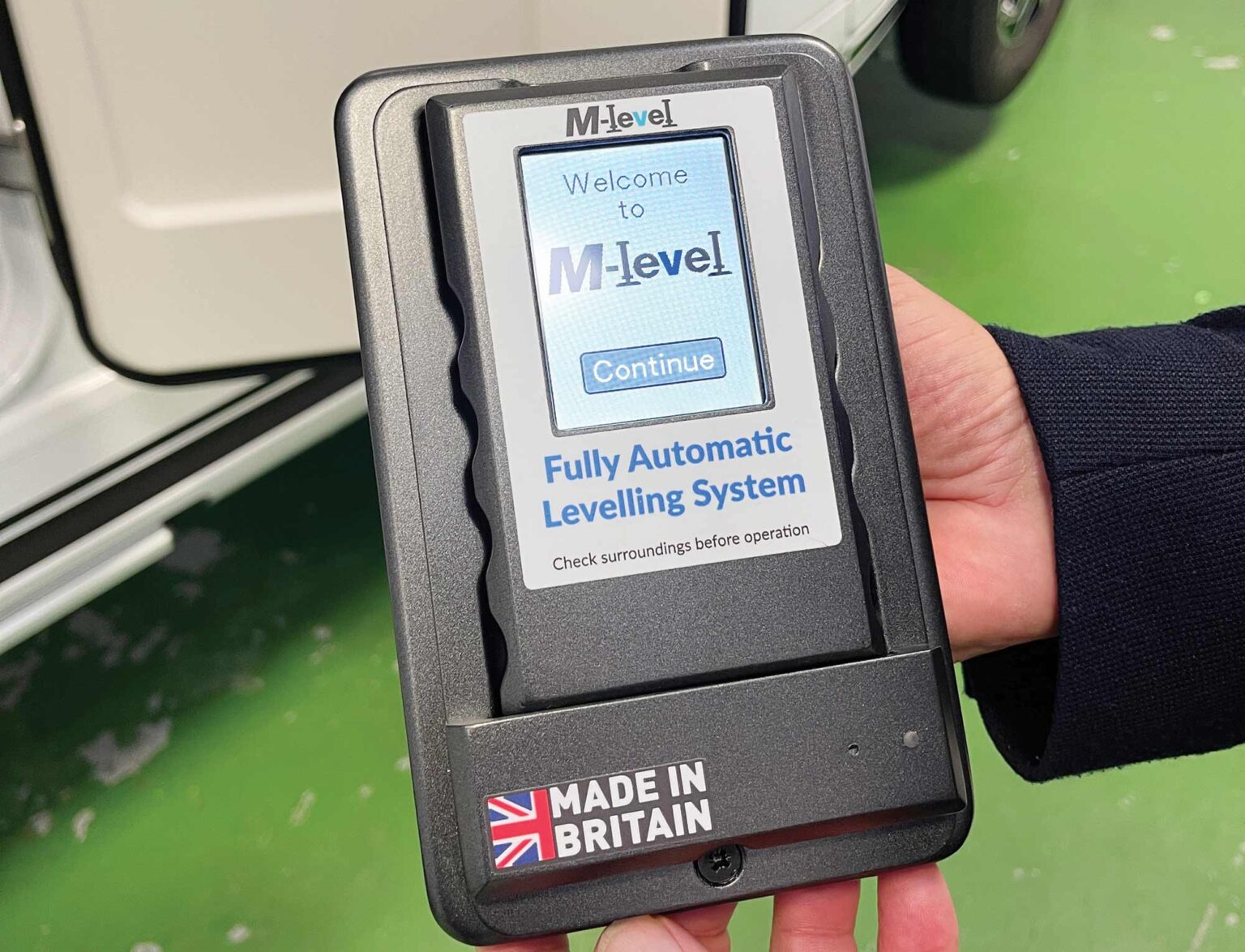 Motorhome self-levelling systems: what you need to know - Practical ...