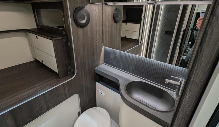 The washroom in the Mobilvetta