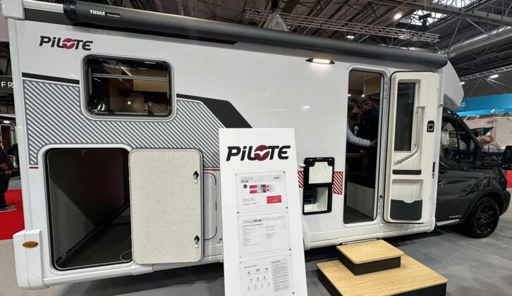 The Pilote Atlas A690GJ