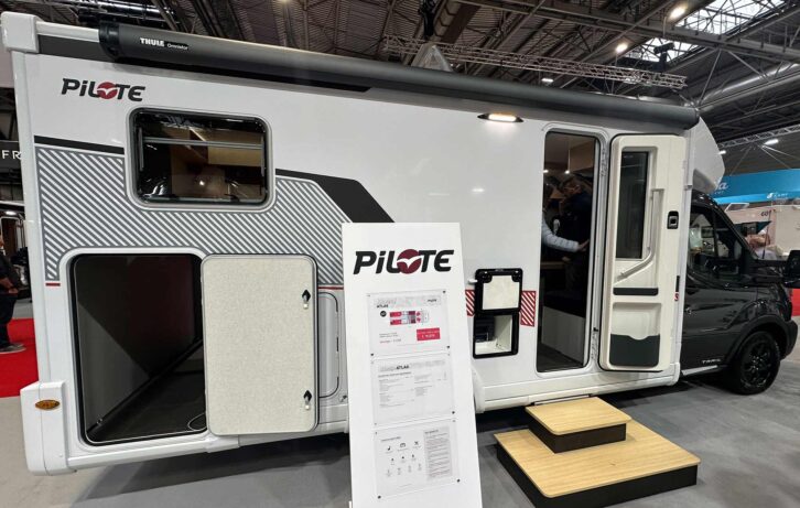 The Pilote Atlas A690GJ