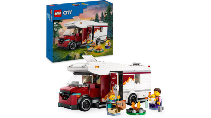 LEGO City Holiday Adventure Camper Van Toy