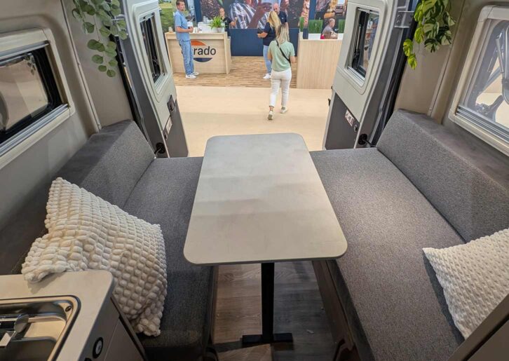 The lounge in the Carado