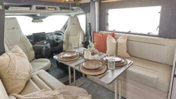 The lounge in the F67