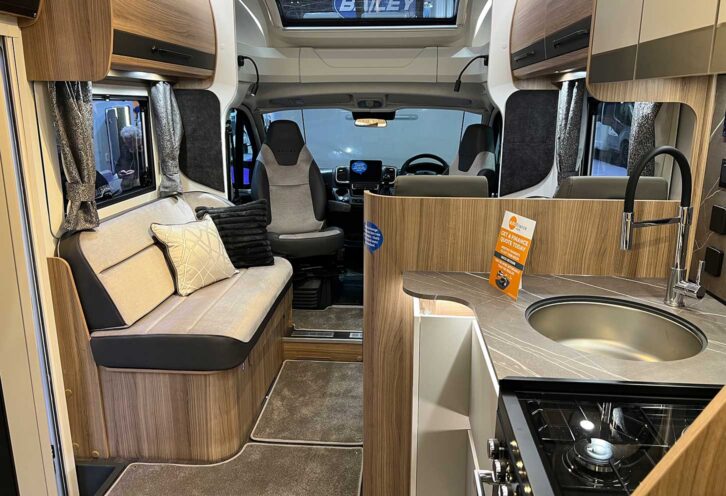 The cabin in the 79-4F