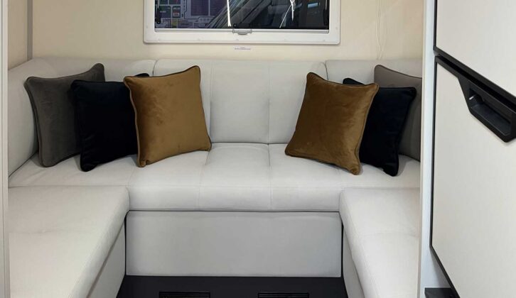 The U-shaped lounge in the K Yacht 80