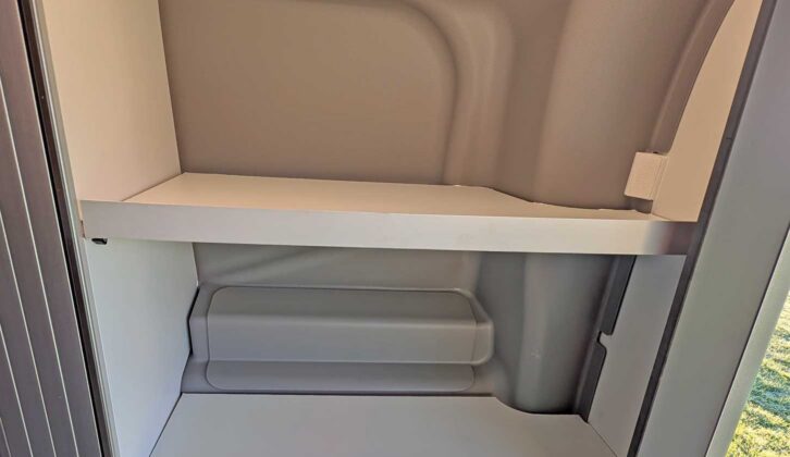 The main sliding-door locker