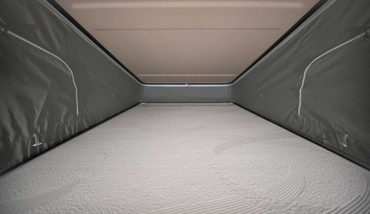 The P\50+'s pop-top roof bed