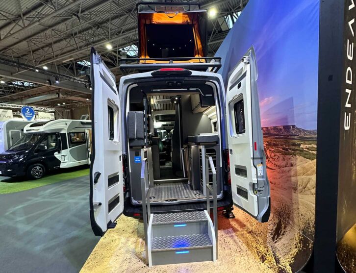 Looking into the E65 through the rear doors